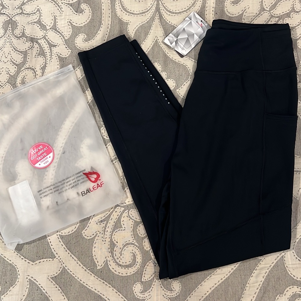 Baleaf 7/8 leggings with pockets